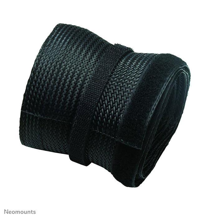 Neomounts NS-CS200black is een kabelsok van 2 meter.