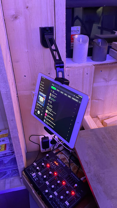Wolff Mount Tablet iPad Telefoon beugel - 39 cm |Draaibaar |Klemsysteem |Universeel |Stevige metalen arm