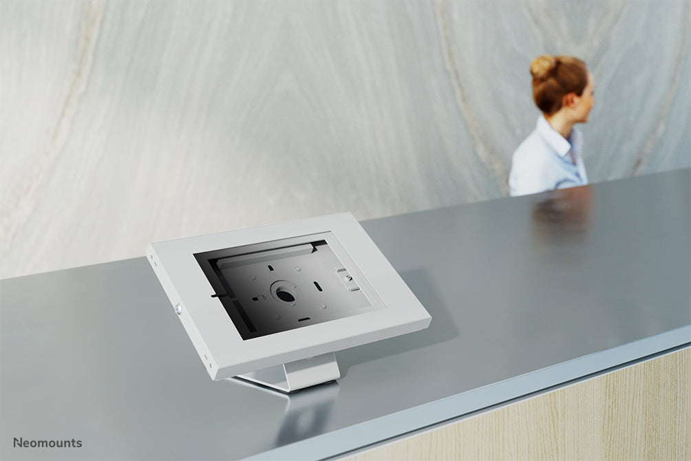 Neomounts DS15-630WH1 roteerbare tafelblad/wand tablethouder voor 9,7-11 inch tablets - Wit