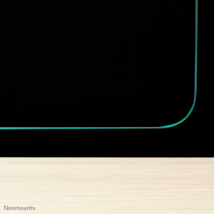 Neomounts NS-GLSPROTECT140 is een duurzaam glazen scherm van 138 cm dat afstandsbescherming biedt op de werkvloer - Gehard, transparant glas, 100% recyclebaar