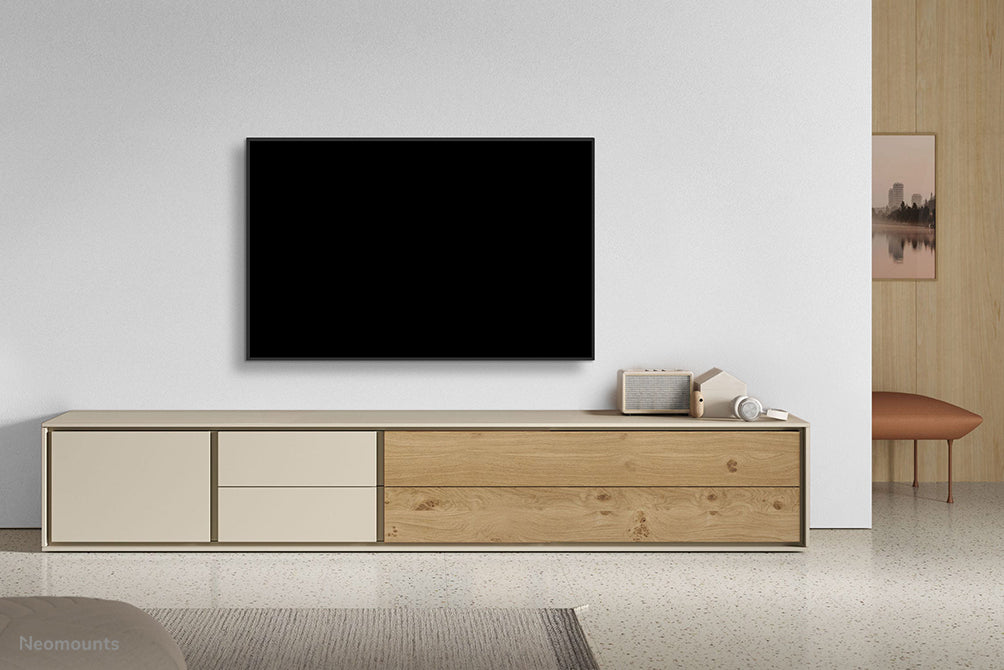 Neomounts WL35-550BL14 kantelbare wandsteun voor 32-65 inch schermen - Zwart