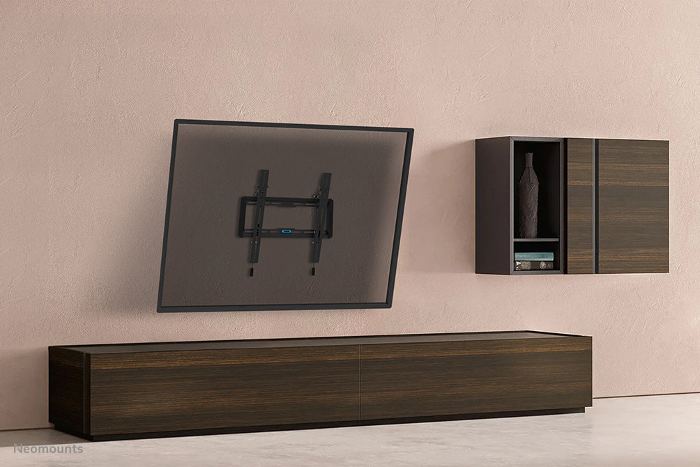 Neomounts WL35-550BL14 kantelbare wandsteun voor 32-65 inch schermen - Zwart