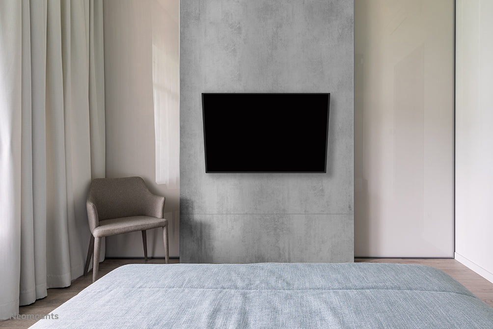 Neomounts WL40-550BL14 full motion wandsteun voor 32-55 inch schermen - Zwart